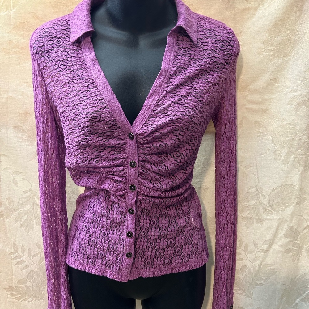 NWT Free People Size XS lace with metallic threads Front ruching, button down - Picture 8 of 9